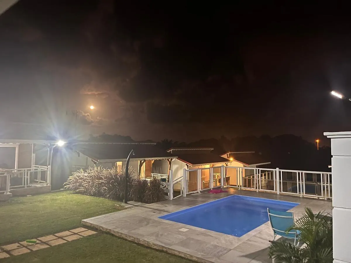 Holiday home Les Papillons Dore- Mango Sainte-Rose