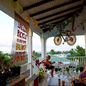Happy Hippies House Homestay